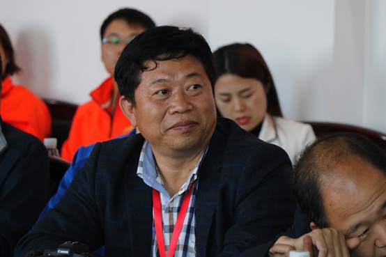 86级校友,涟源一中校长吴梦周发言