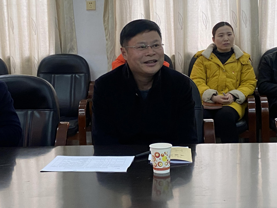 优秀教师代表唐川林教授发言