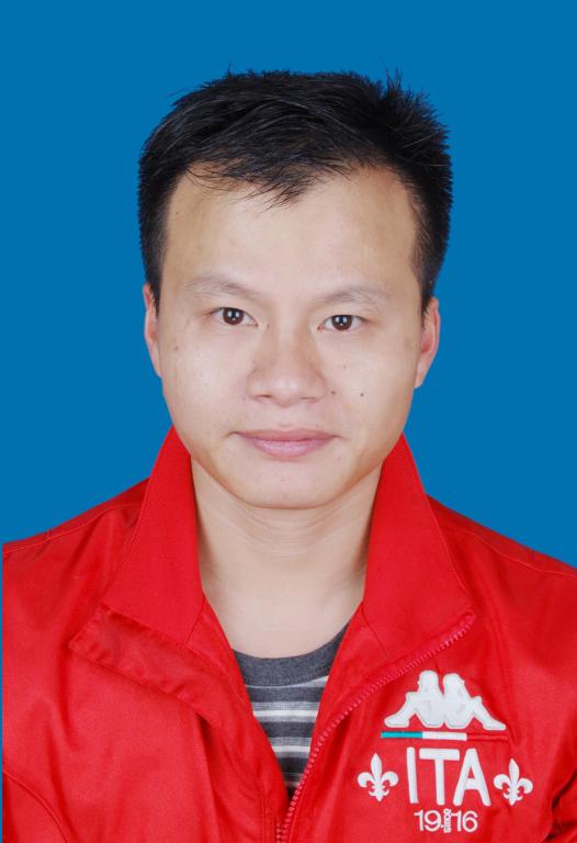 杨志华,教研室主任,中共党员,职称:讲师,学历:硕士研究生,主讲:武术