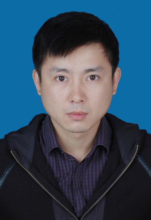 刘率,职称:讲师,中共党员,学历:硕士研究生,主讲:体育舞蹈