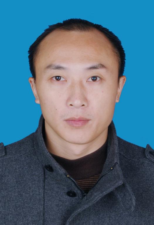 蒋治夏,职称:讲师,学位:硕士,主讲:足球