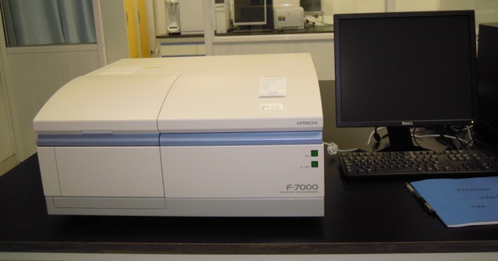日立f-7000荧光分光光度计-材料与环境工程学院