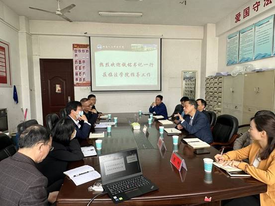 说明:http://www.huhst.edu.cn/__local/4/47/98/CB483201B9222457C525944E8BA_B532E857_2B60D.jpg
