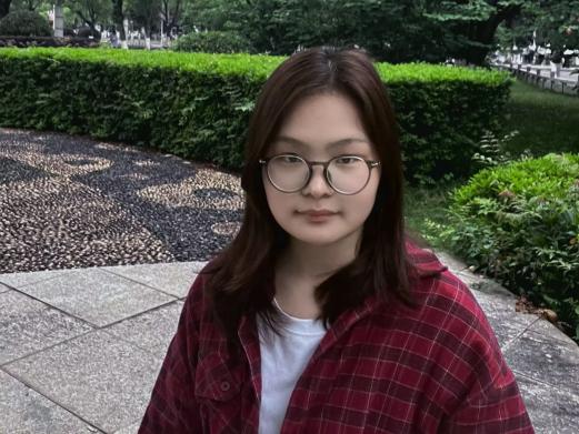 逐梦笃行绽芳华 砺行致远向新程-商学院-湖南人文科技学院