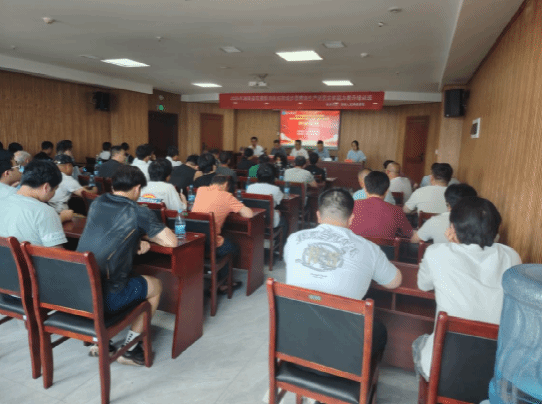 育强粮油新农人 铺就产业致富路