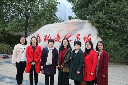 说明:C:\Users\Administrator\Desktop\廉政文化广场\IMG_0225.JPG