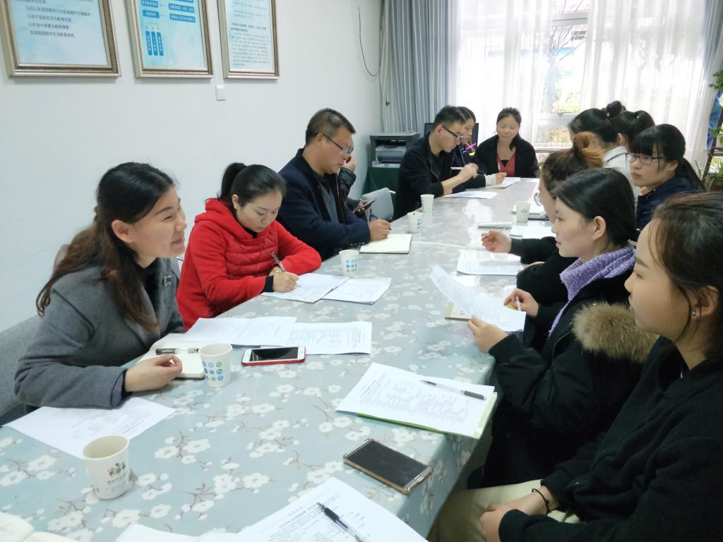 学校教务处和学院相关领导检查实习座谈