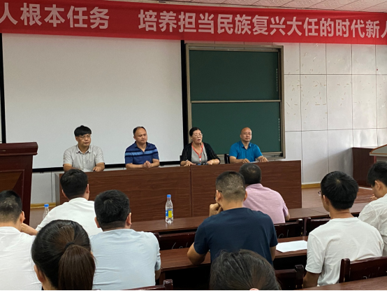 http://www.huhst.edu.cn/__local/F/35/F7/8FE6E6C72BE9B8D95F78707F314_3CE012B7_E18D0.png